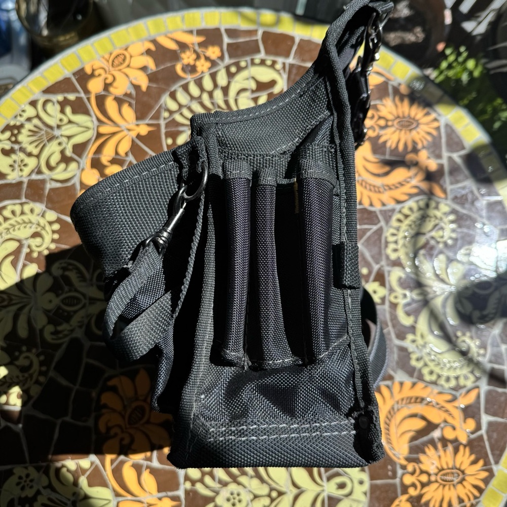 TOOL BAG WITH STRAP. - Picture 2 of 10